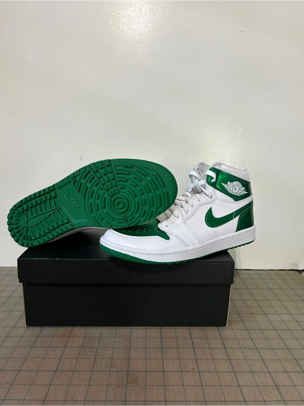 Jordan 1 Retro High Golf ‘Metallic Green’